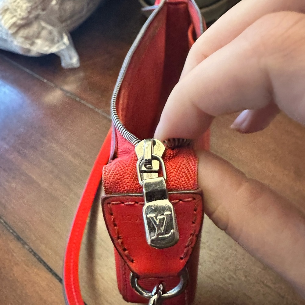 Louis Vuitton Red Epi Pochette Shoulder Bag - Picture 8 of 9